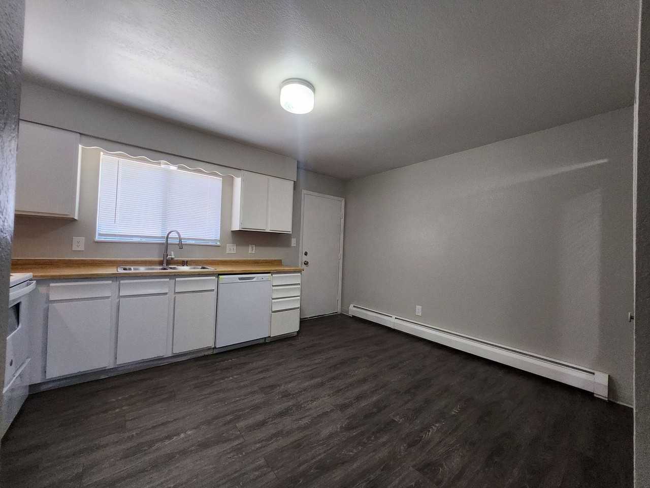 49 Chestnut Dr #A - Photo 4 of 20