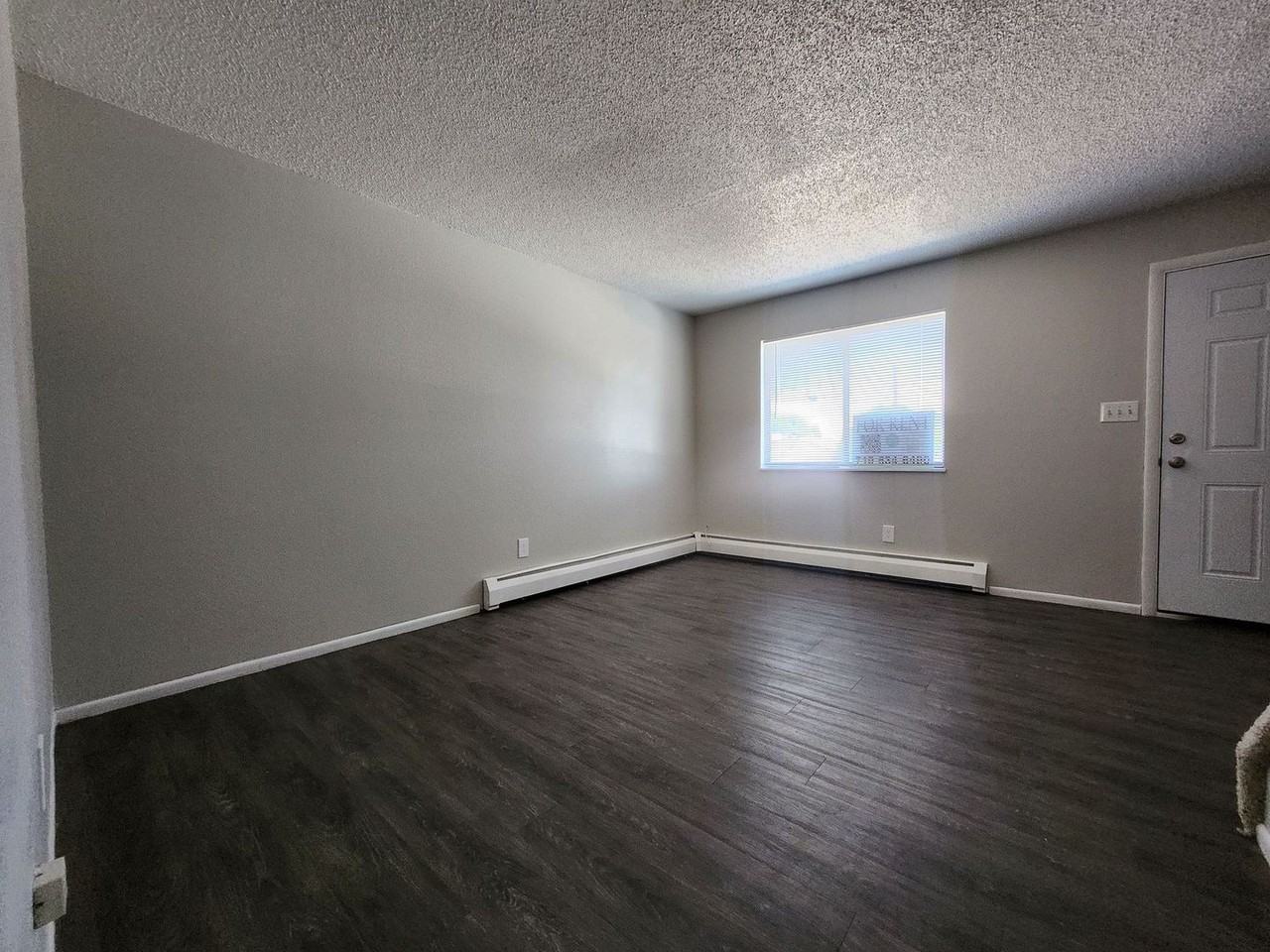 49 Chestnut Dr #A - Photo 5 of 20
