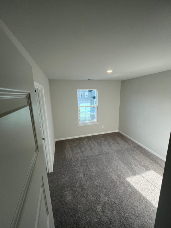 145 Paddle Boat Way - Photo 7 of 17