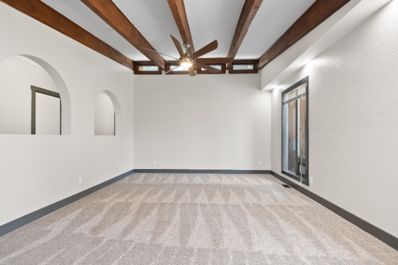 11130 Burgess Ln - Photo 5 of 28