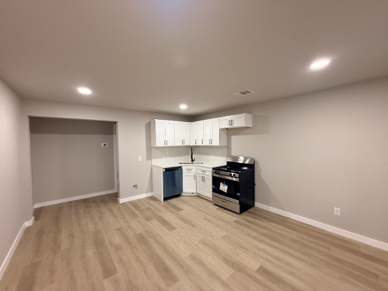 1519 Mckee St #2 - Photo 5 of 12