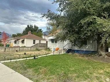 810 Nw - Photo 2 of 8