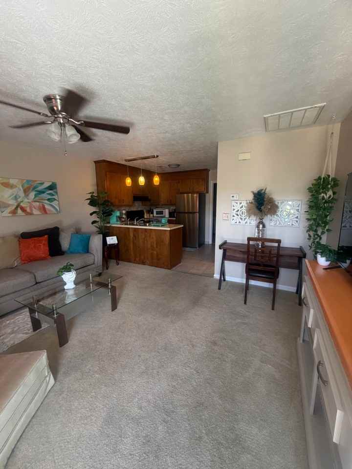 440 Market Ave #3 - Photo 2 of 5