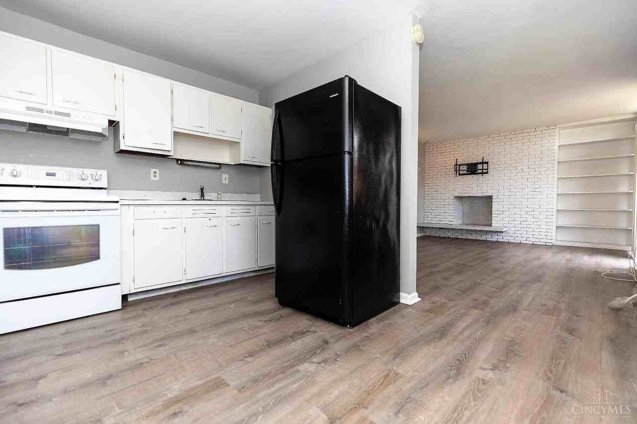 3599 Schwartze Ave #2 - Photo 4 of 6