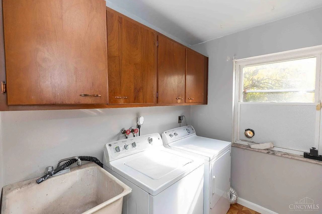 3599 Schwartze Ave #2 - Photo 5 of 6