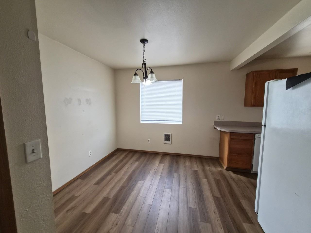 301 E 3rd St #6 - Photo 2 of 8