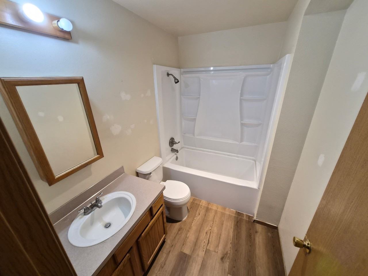 301 E 3rd St #6 - Photo 7 of 8