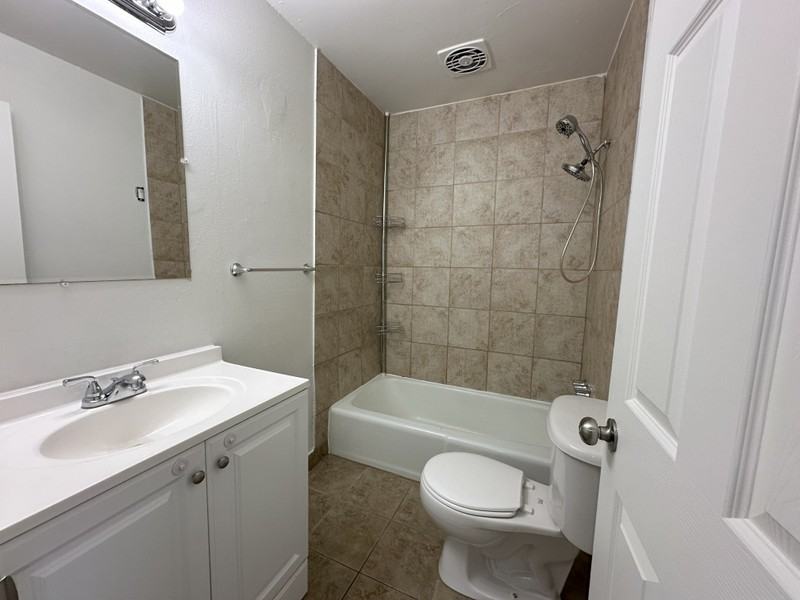 725 Sw #3 - Photo 6 of 10