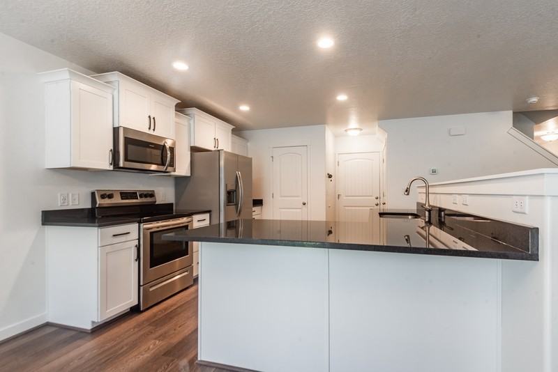 461 S Day Dream Ln - Photo 4 of 23