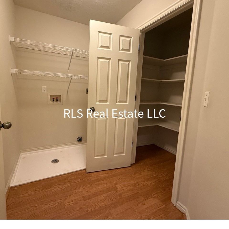 4043 W Cimarron - Photo 6 of 22