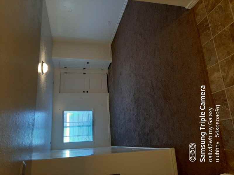 352 Stone Hollow Dr - Photo 2 of 10