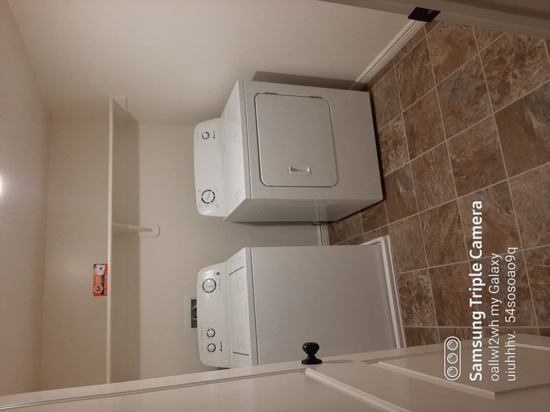 352 Stone Hollow Dr - Photo 5 of 10