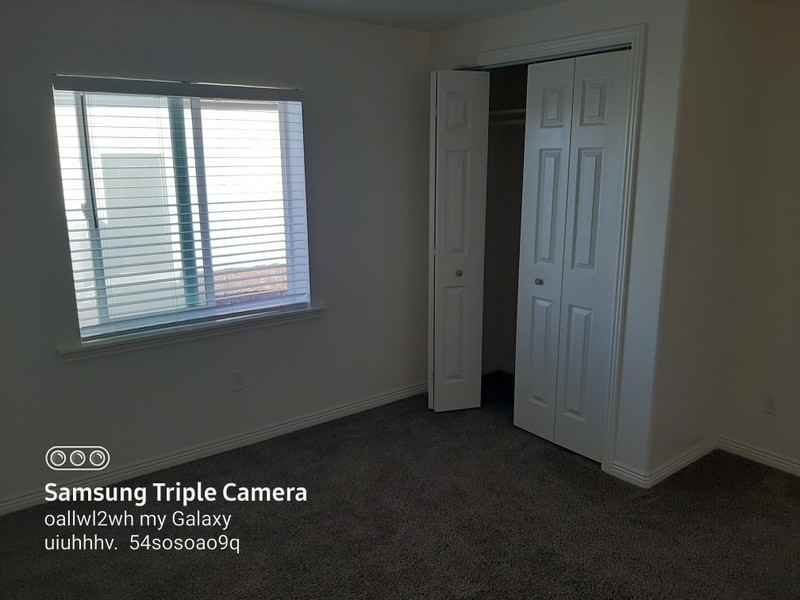 352 Stone Hollow Dr - Photo 6 of 10