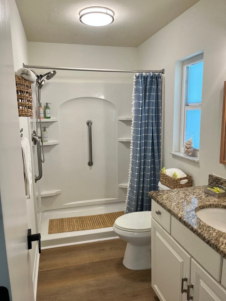 1824 Sw 29th Ter - Photo 3 of 20