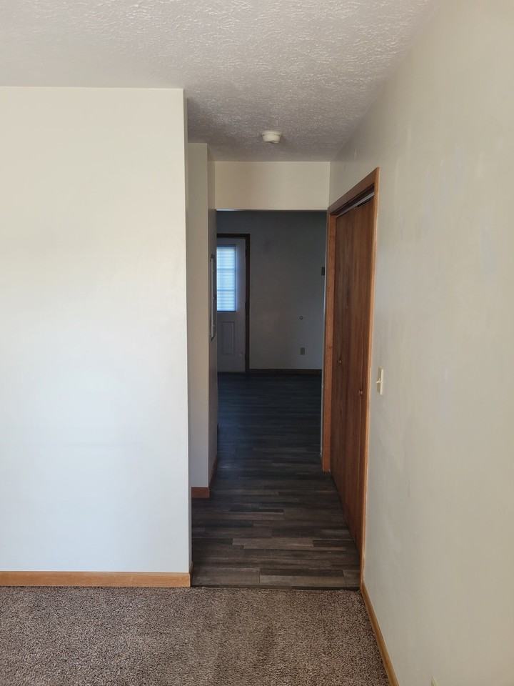 740 Straight Creek Rd - Photo 2 of 19