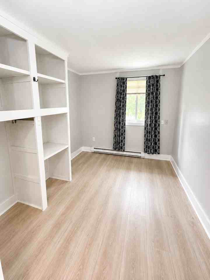 115 Lillibridge Ave - Photo 2 of 8
