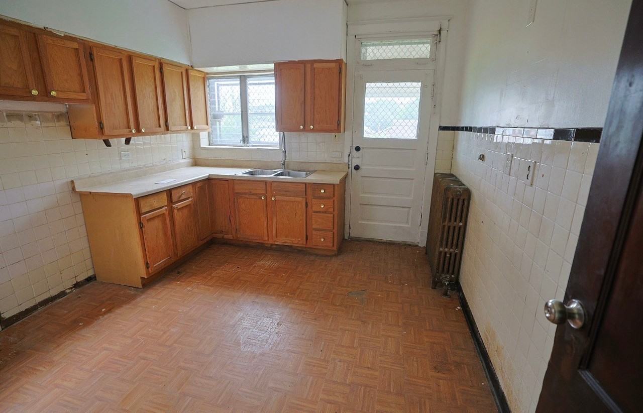 4845 Anderson Ave - Photo 5 of 12