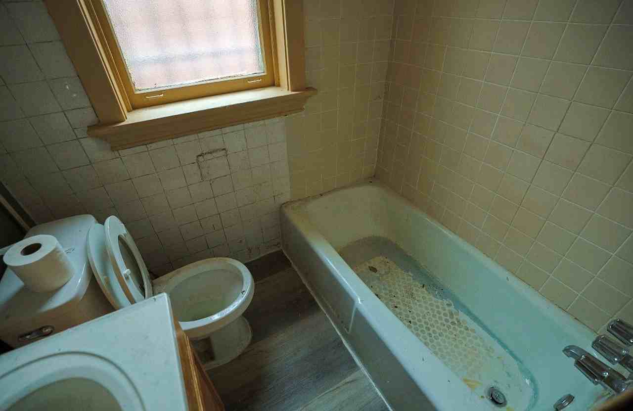 4845 Anderson Ave - Photo 6 of 12