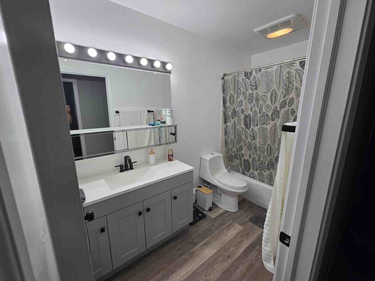 3025 Shalimar Cir #1 - Photo 5 of 7