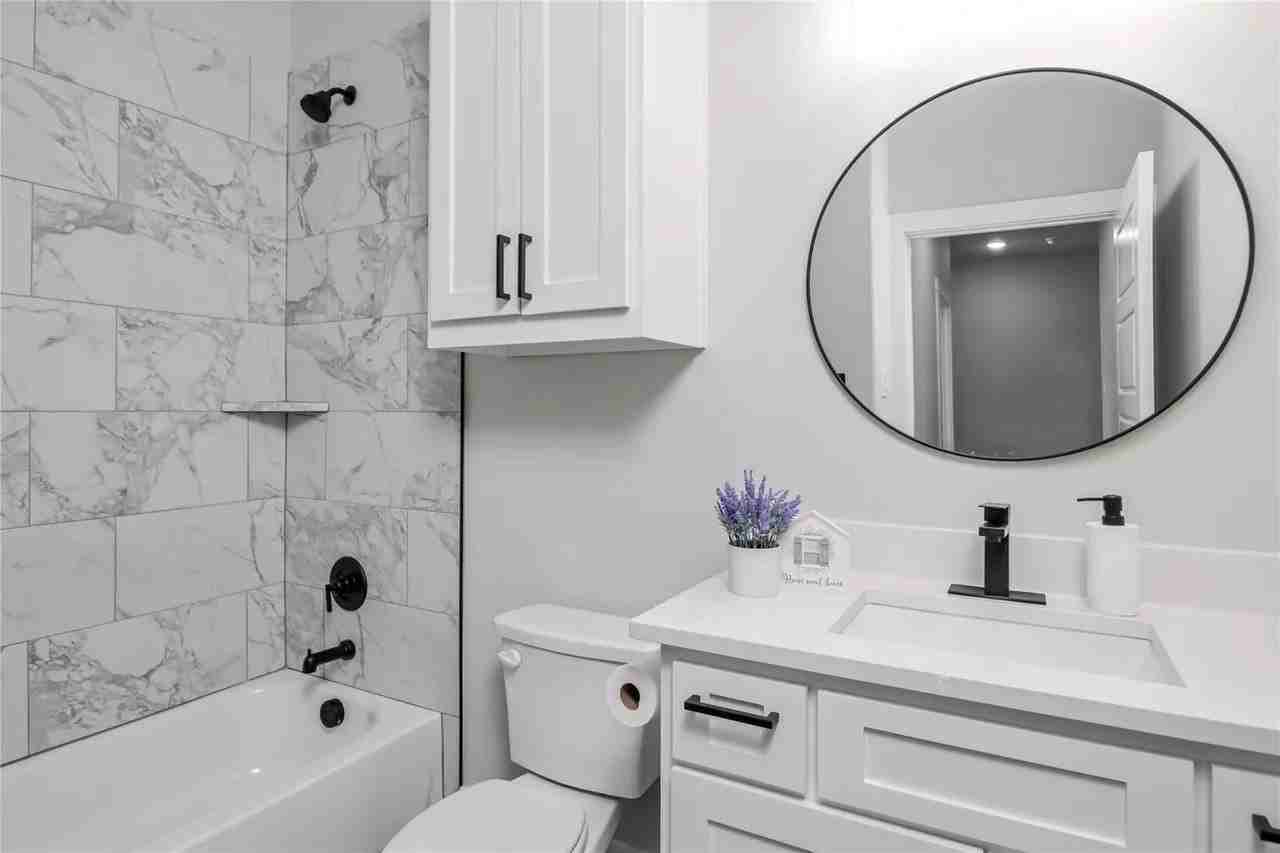 1507 E Magnolia Ave - Photo 2 of 14