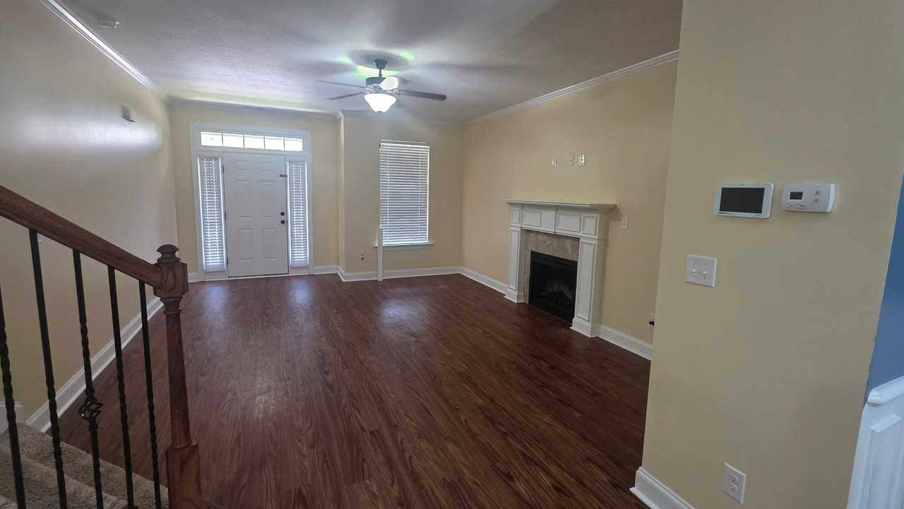 5508 Meghan Ln - Photo 2 of 17