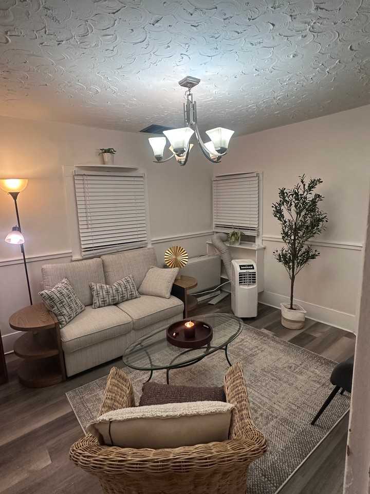 1 Horton Pl #1 - Photo 3 of 11