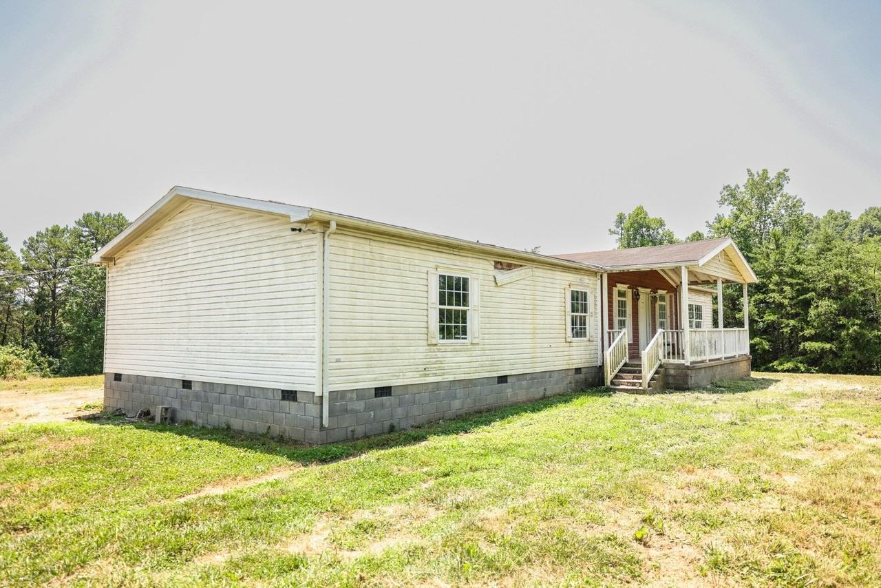 120 Aker Holt Rd - Photo 3 of 20
