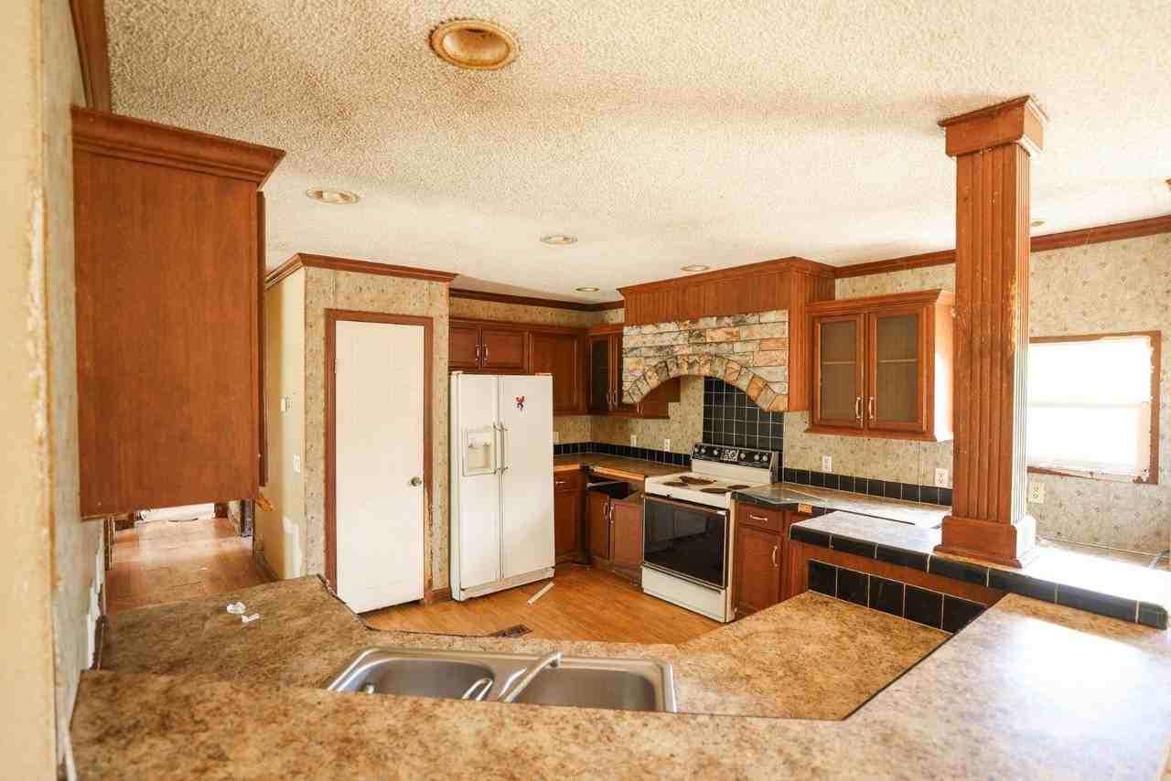 120 Aker Holt Rd - Photo 5 of 20