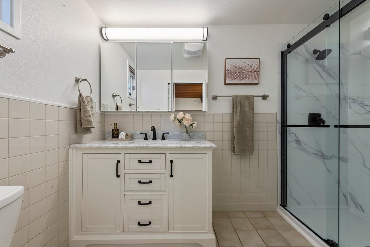 510 N 138th St - Photo 2 of 15