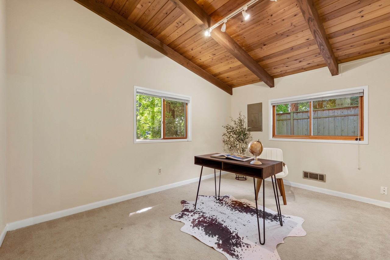 510 N 138th St - Photo 5 of 15