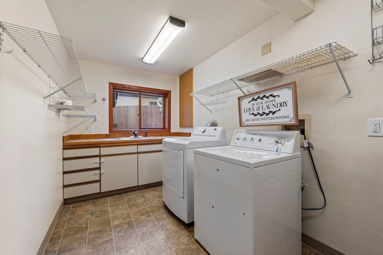 510 N 138th St - Photo 6 of 15