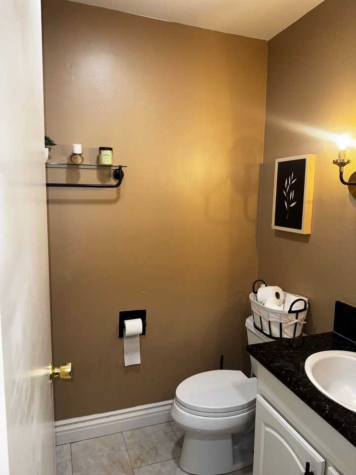 1002 Cabrillo Park Dr #G - Photo 5 of 10