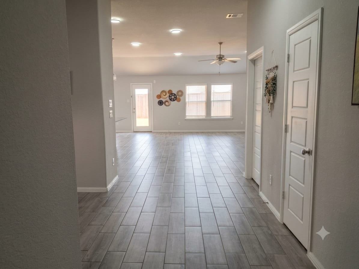 14156 Aberavon Dr - Photo 4 of 25