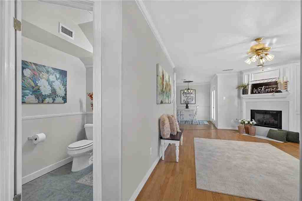 4022 Wood River Dr #5D - Photo 3 of 19