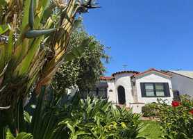 featured image of 3737 Paloma Dr