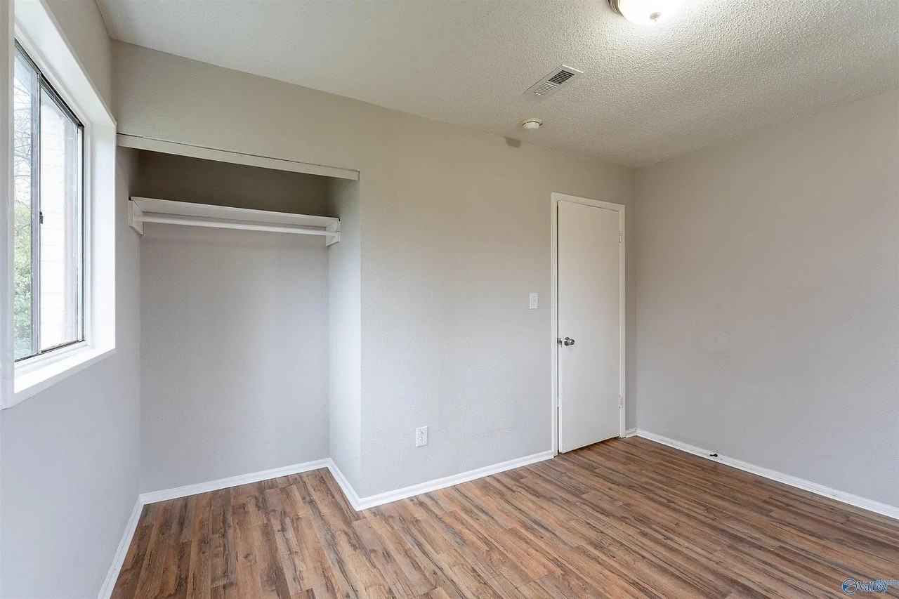 112 Wilkenson Dr Ne - Photo 4 of 19