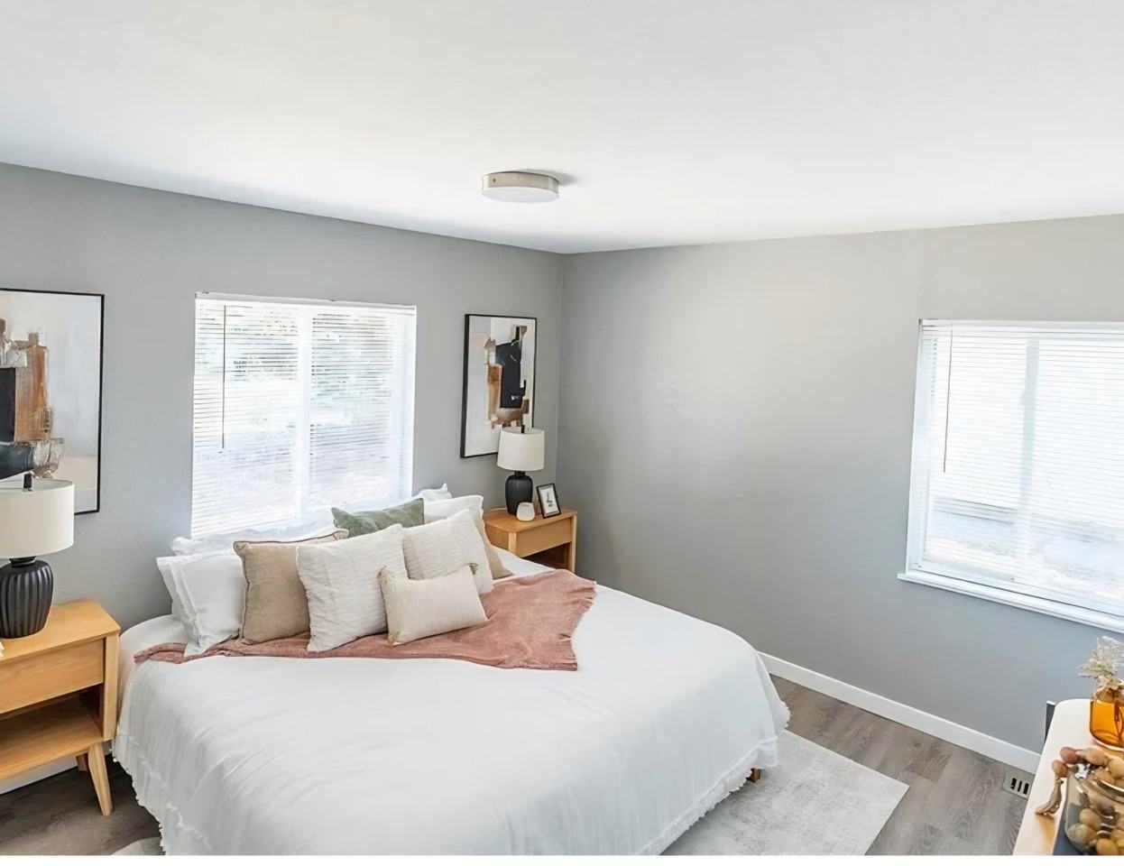 3001 S Forest St - Photo 5 of 10
