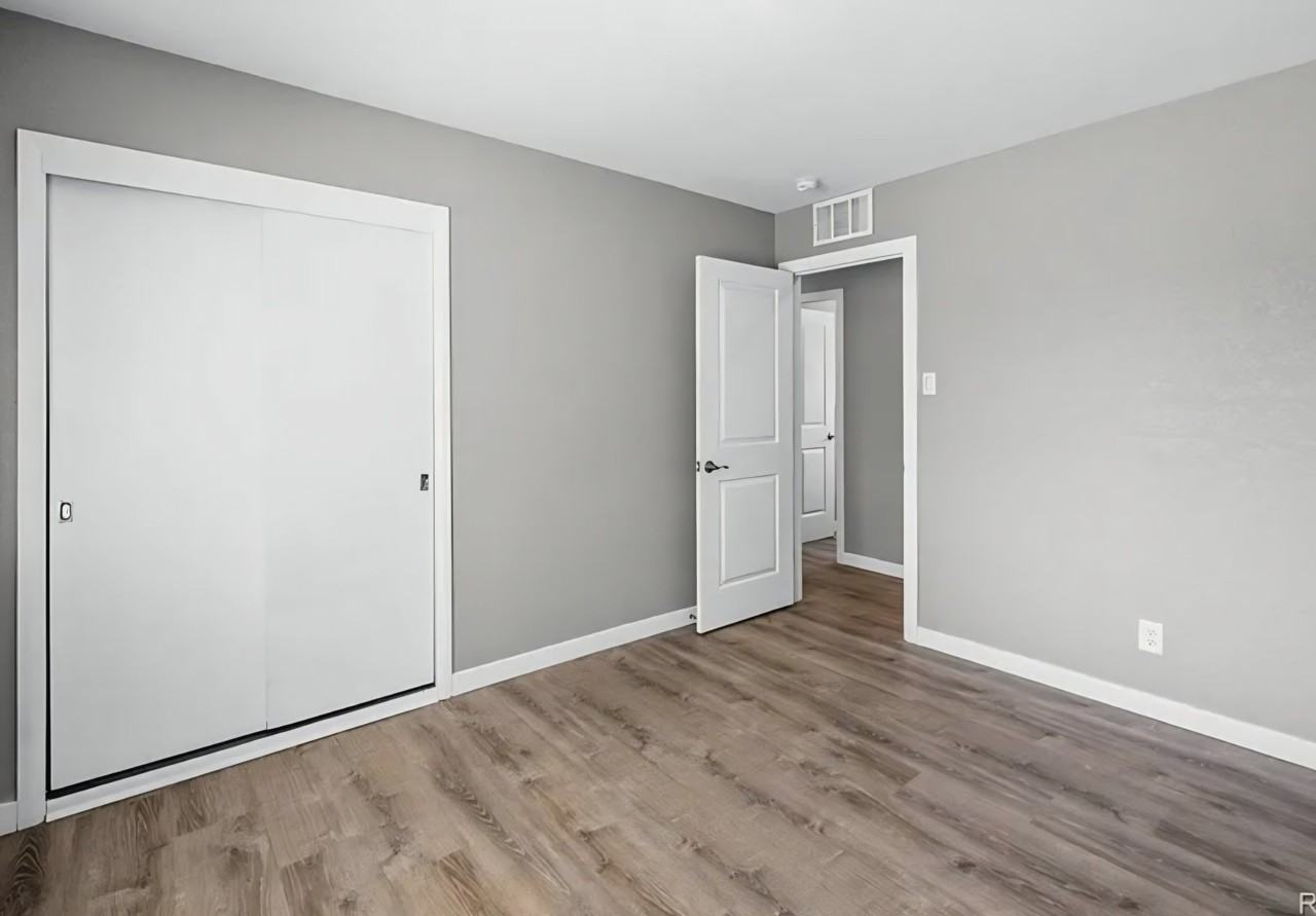 3001 S Forest St - Photo 7 of 10