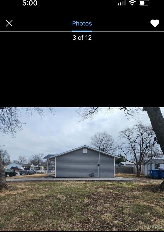 2200 Glen Dr - Photo 2 of 16