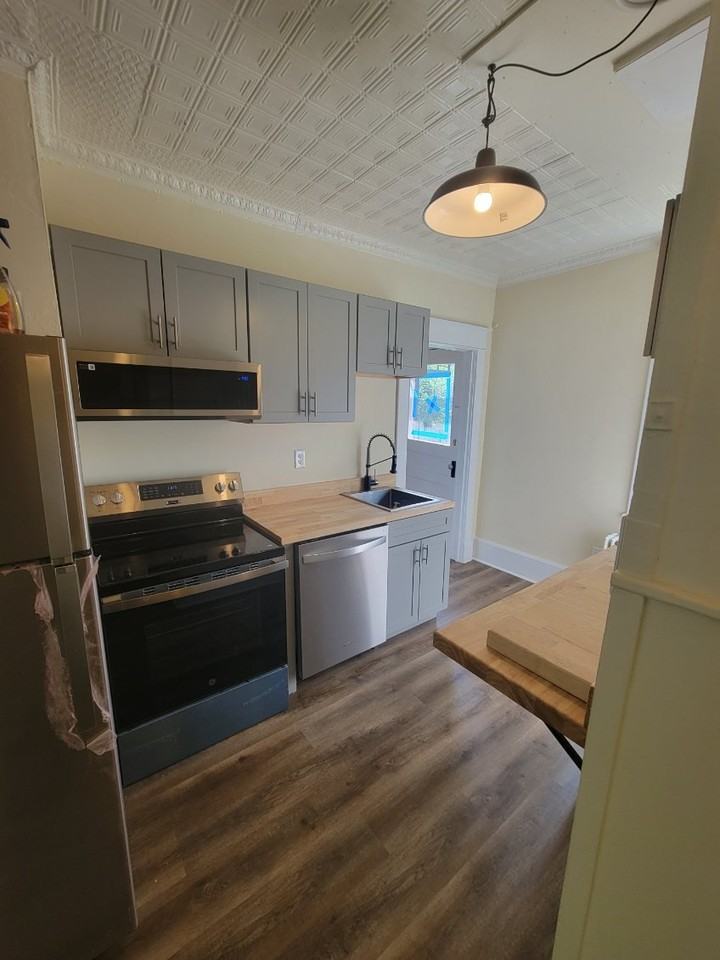 298 Delaware Ave #1 - Photo 2 of 14