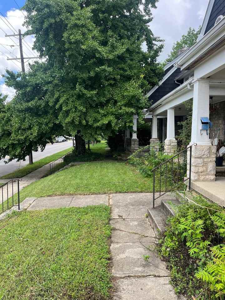 1840 W 5th Ave #1840 - Photo 2 of 19