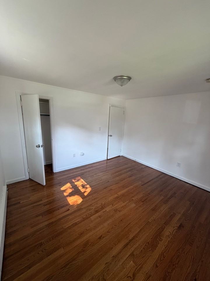 98 Craske St - Photo 7 of 20