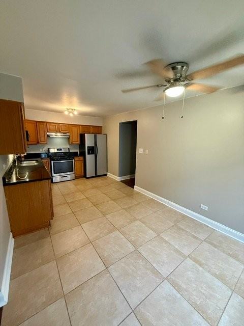522 S La Grange Rd #1 - Photo 4 of 13