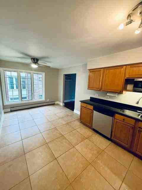 522 S La Grange Rd #1 - Photo 6 of 13