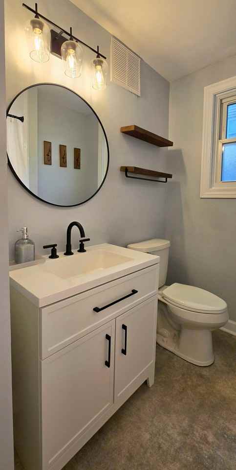 1018 Erie St - Photo 5 of 18