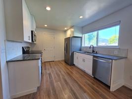 featured image of 326 N Escalante Dr #B