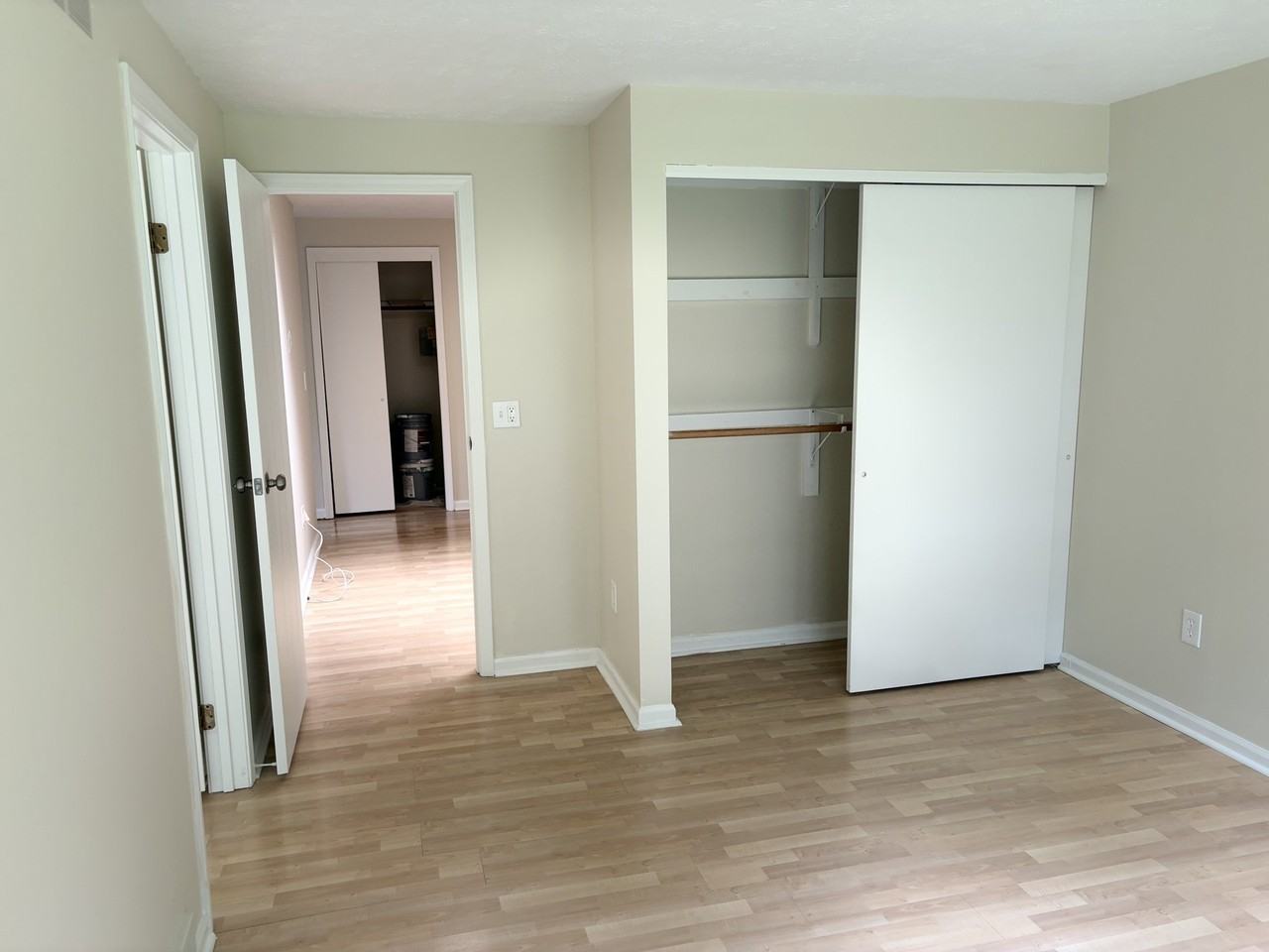 27 Hillbridge Cir #2 - Photo 6 of 19