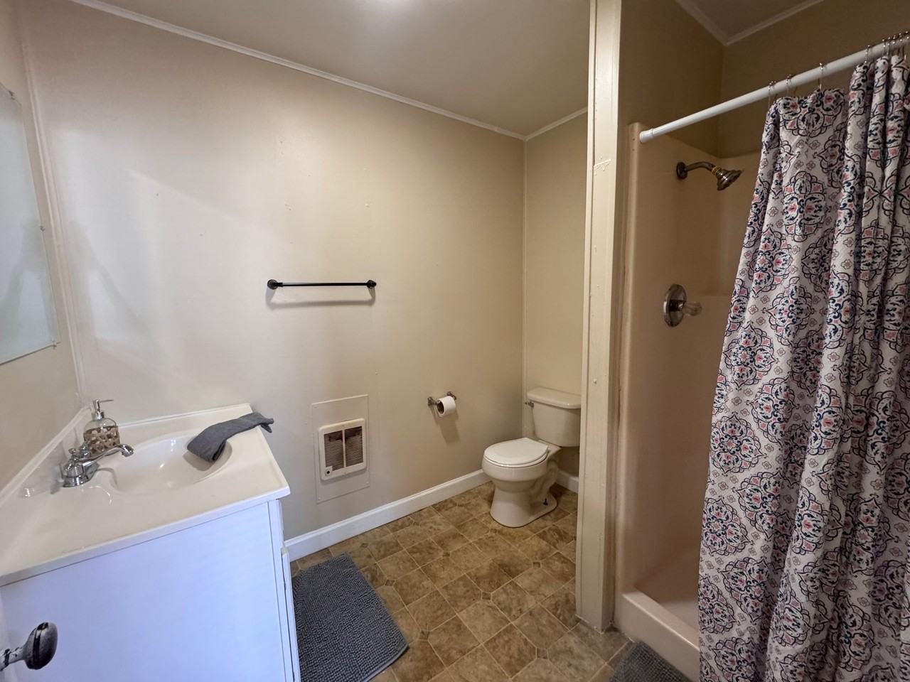 3212 E 5th Ave #2 - Photo 7 of 8