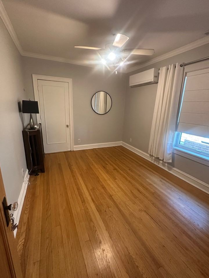 9856 S Seeley Ave - Photo 4 of 9