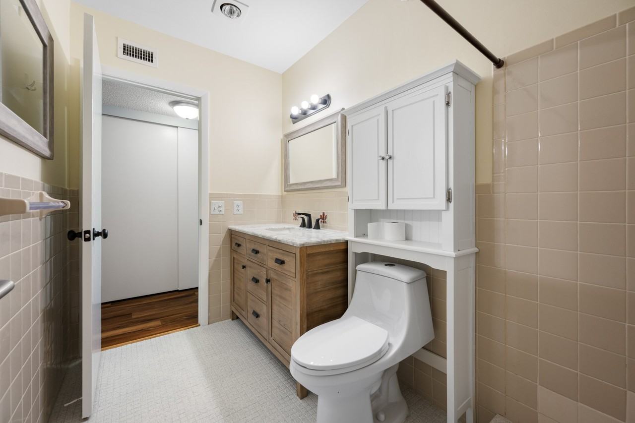 2258 World Parkway Blvd W #40 - Photo 3 of 20